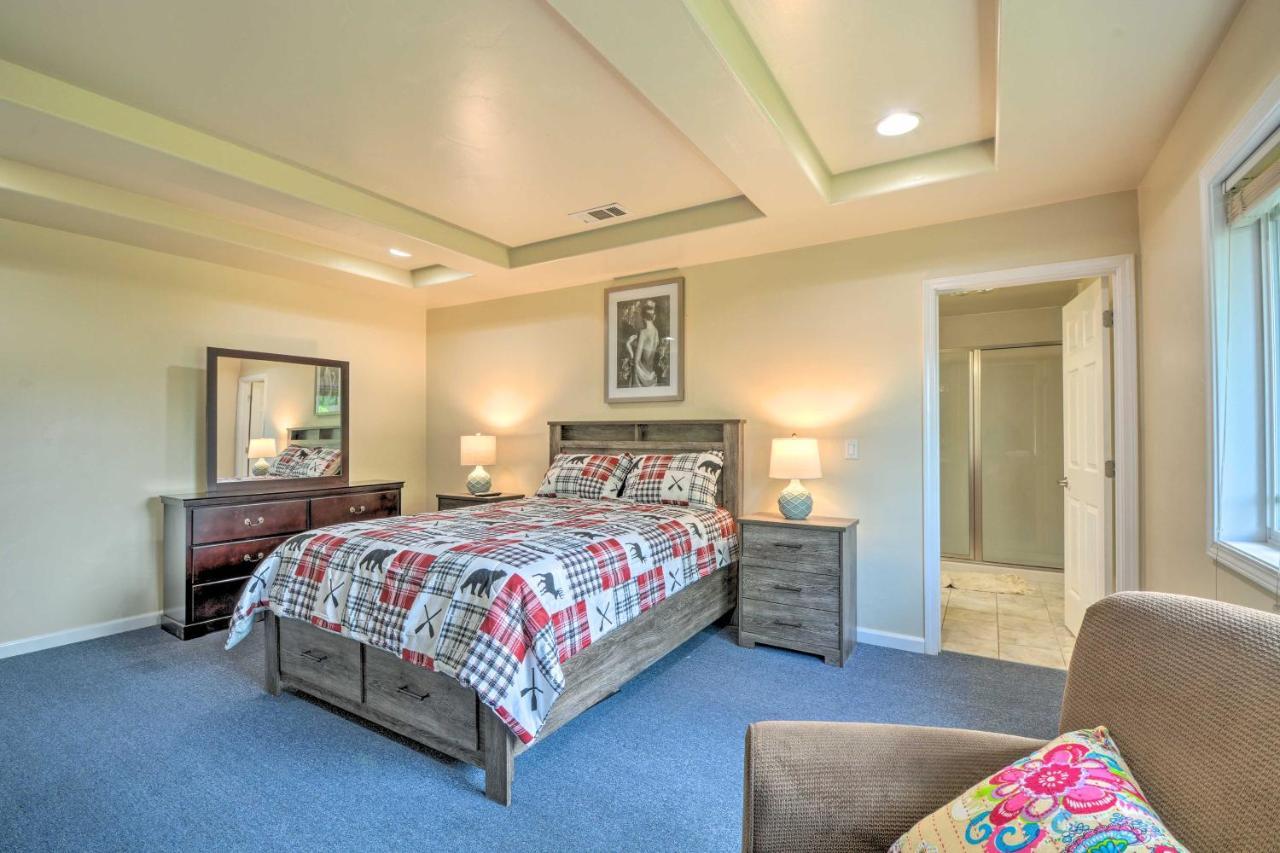 Charming Medford Getaway About 4 Miles To Downtown!别墅 外观 照片