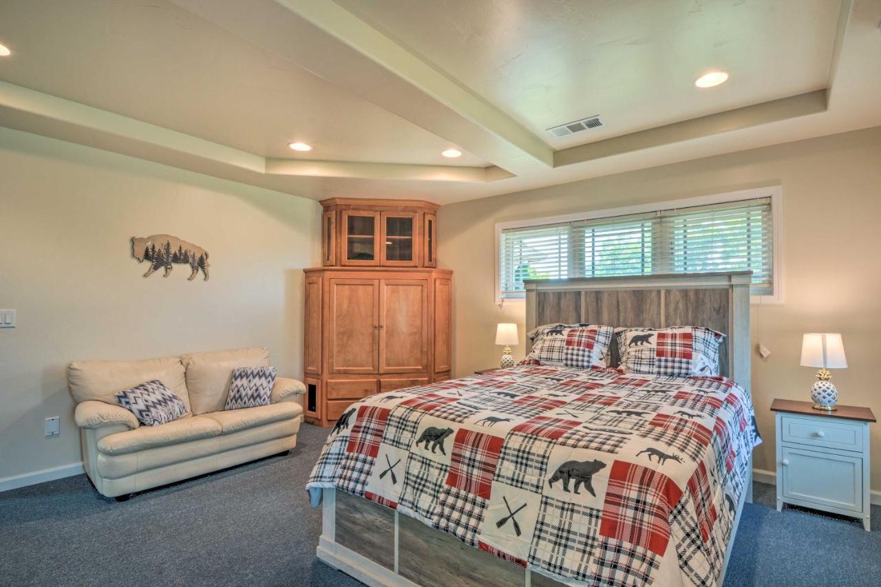 Charming Medford Getaway About 4 Miles To Downtown!别墅 外观 照片